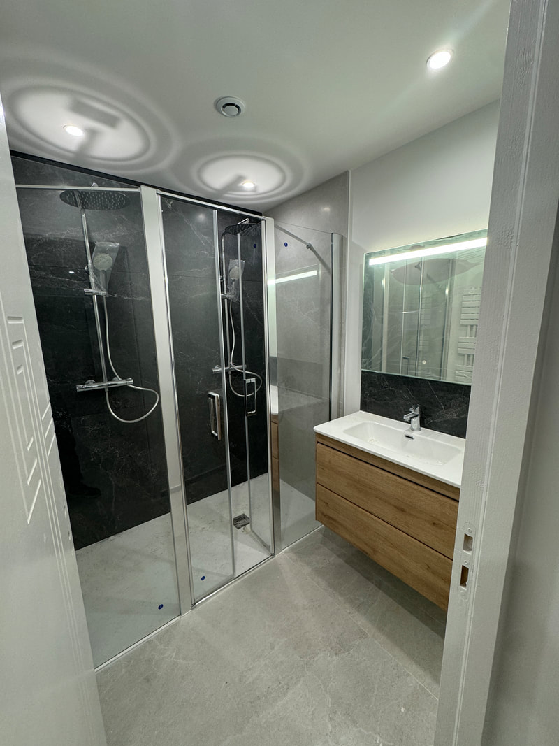 Douche italienne marbre noir, double colonne